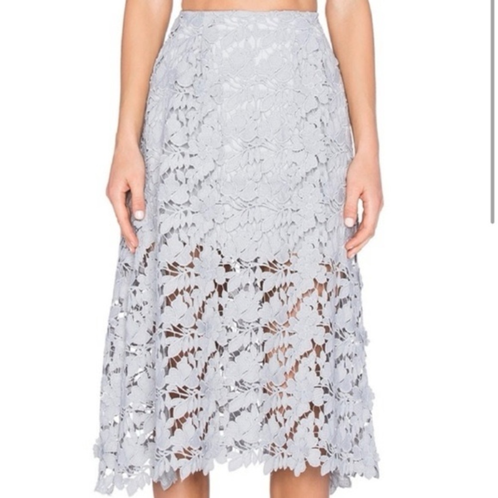 KEEPSAKE the Label say my name Floral Lace A-Line Skirt in Light Gray